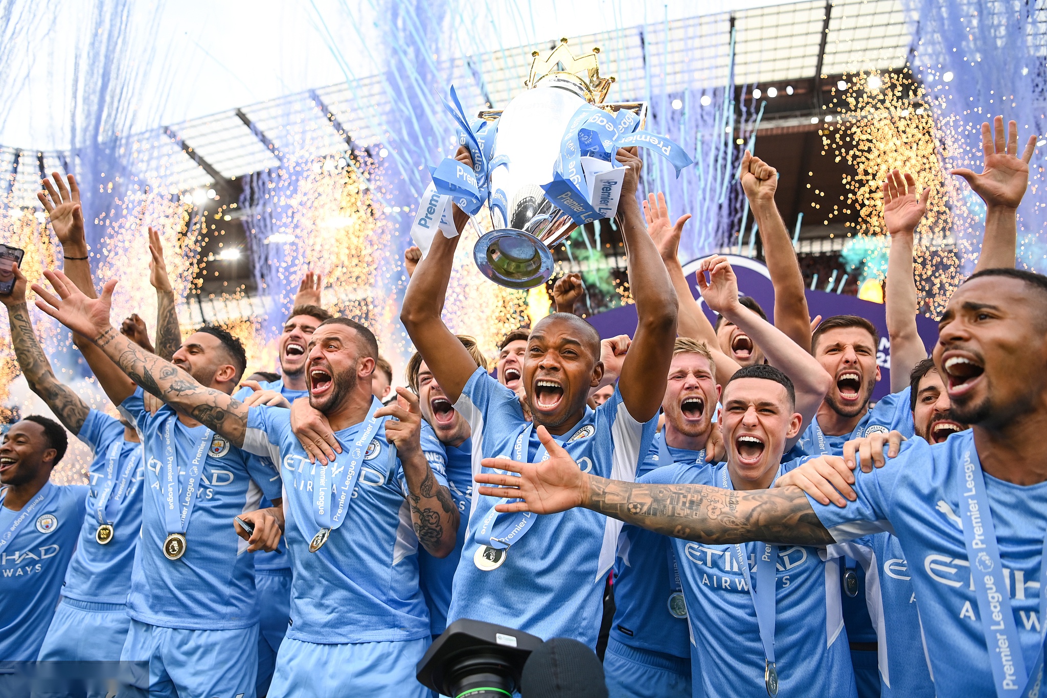 中坚力量 中坚力量